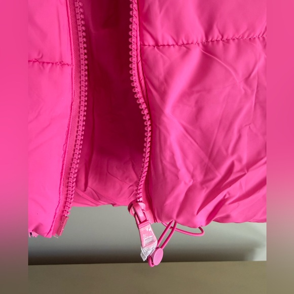 Hot Pink Cropped Puffer Vest - Small - Picture 5 of 5